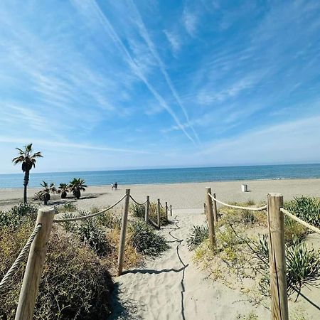 Апартаменты Ferrara Playa Торрокс-Коста Экстерьер фото